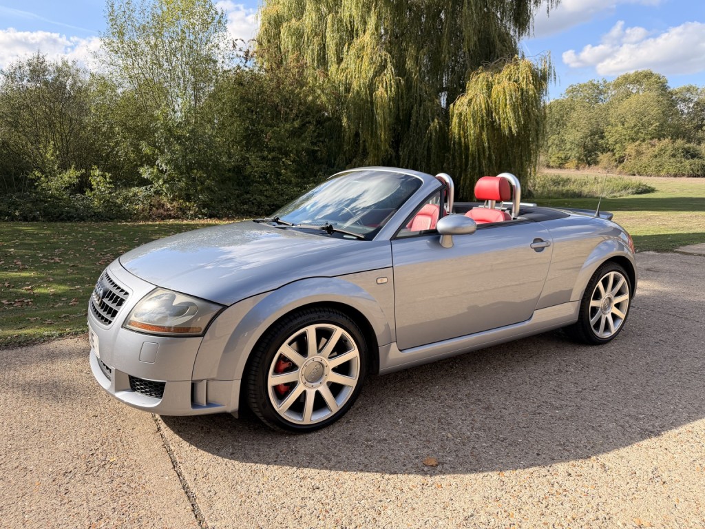 2004 Audi TT